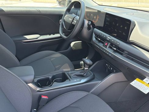 New 2026 Kia K4 FWD image 13