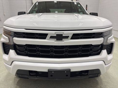 Used 2025 Chevrolet Silverado 1500 RST AWD/4WD image 10
