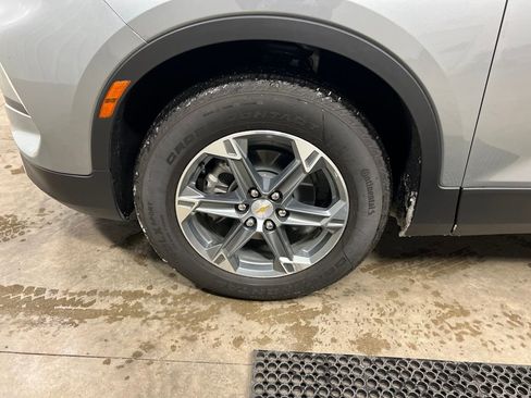 Certified 2025 Chevrolet Blazer LT w/ Driver Confidence Package image 10