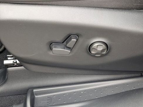 New 2026 Chrysler Pacifica Limited w/ Trailer Tow Group image 15