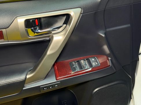 Used 2014 Lexus GX 460 w/ Premium Package image 35