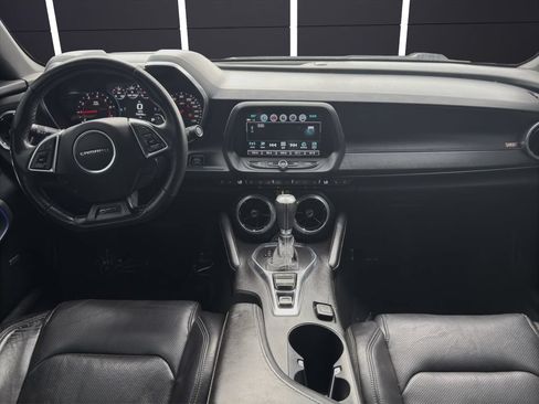 Used 2017 Chevrolet Camaro SS RWD image 13