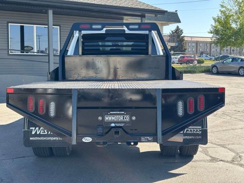 Used 2024 RAM 3500 SLT w/ Quick Order Package 2YG SLT AWD/4WD image 9
