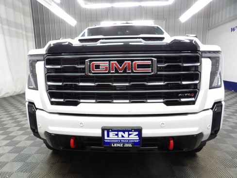 Used 2025 GMC Sierra 2500 AT4 w/ Technology Package AWD/4WD image 50