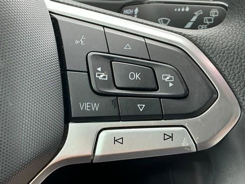 Used 2022 Volkswagen Tiguan S FWD image 24