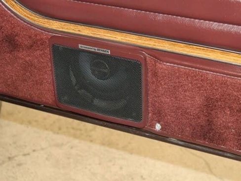 Used 1989 Jeep Grand Wagoneer image 87