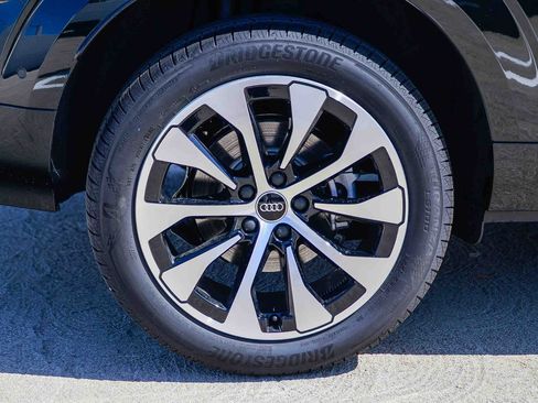 New 2026 Audi Q3 quattro 2.0T image 8