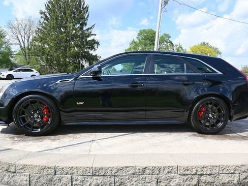 Used 2014 Cadillac CTS V RWD image 8