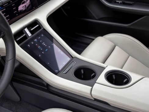 Certified 2023 Porsche Taycan 4S w/ Premium Package AWD/4WD image 38