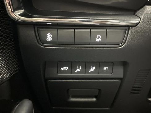 Used 2023 MAZDA MAZDA3 s image 23