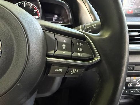Used 2017 MAZDA MAZDA3 Grand Touring w/ Premium Equipment Package FWD image 21