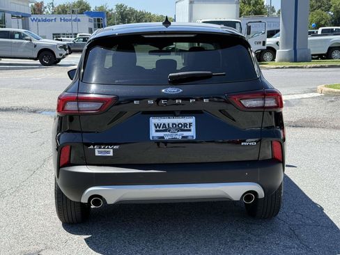 Certified 2025 Ford Escape Active AWD/4WD image 3