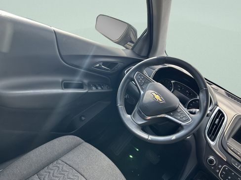Used 2024 Chevrolet Equinox LT image 21