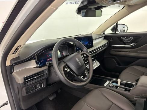 Certified 2024 Lincoln Corsair AWD w/ Equipment Group 102A image 12