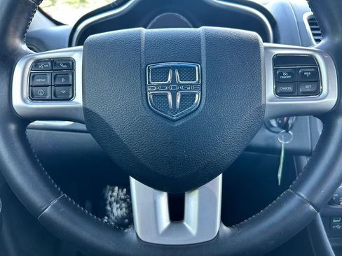 Used 2013 Dodge Avenger SXT FWD image 25