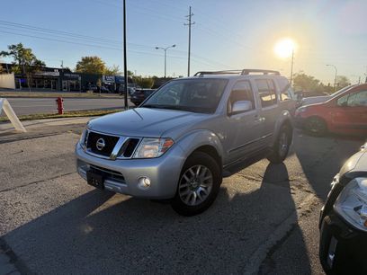 Used 2011 Nissan Pathfinder LE w/ Navigation Pkg
