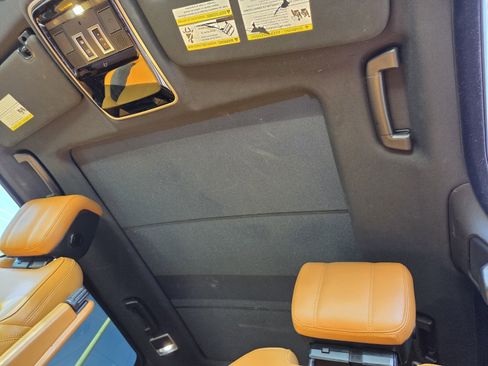 Used 2022 Land Rover Range Rover Sport HSE Dynamic image 11