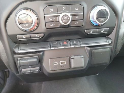 Used 2023 GMC Sierra 2500 SLE w/ SLE Value Package; image 16