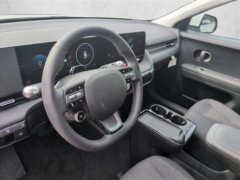 New 2026 Hyundai Ioniq 5 SE image 3