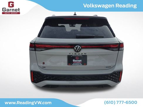 New 2026 Volkswagen Tiguan SE R-Line image 4