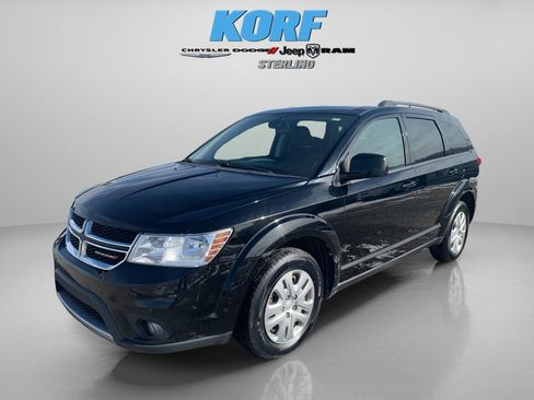 Used 2019 Dodge Journey SE image 1