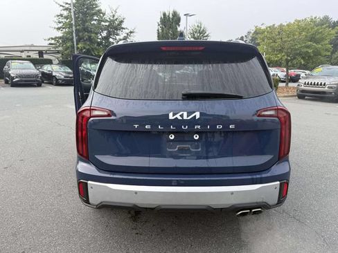Certified 2024 Kia Telluride S w/ S Sunroof Package FWD image 7