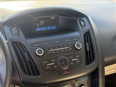 Used 2018 Ford Focus SE image 22