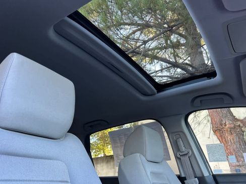 Used 2017 Honda CR-V EX image 18