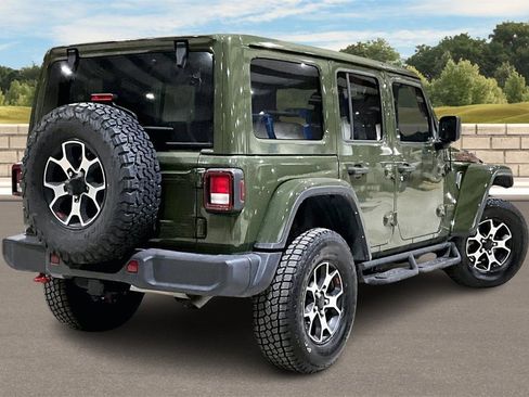 Used 2022 Jeep Wrangler Unlimited Rubicon w/ Cold Weather Group image 9