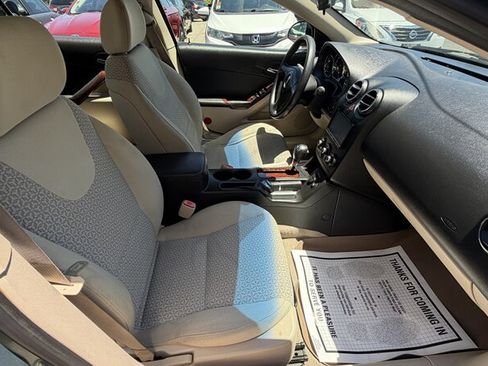 Used 2009 Pontiac G6 Sedan FWD image 5