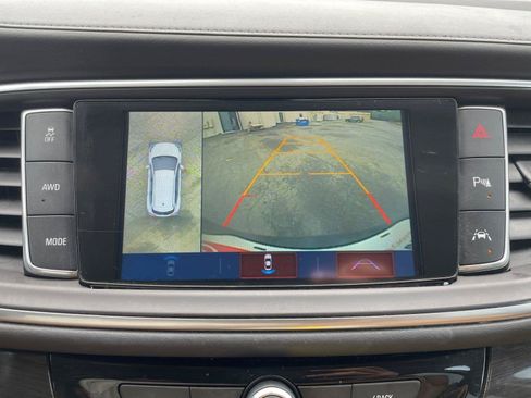 Used 2019 Buick Enclave Premium AWD/4WD image 21