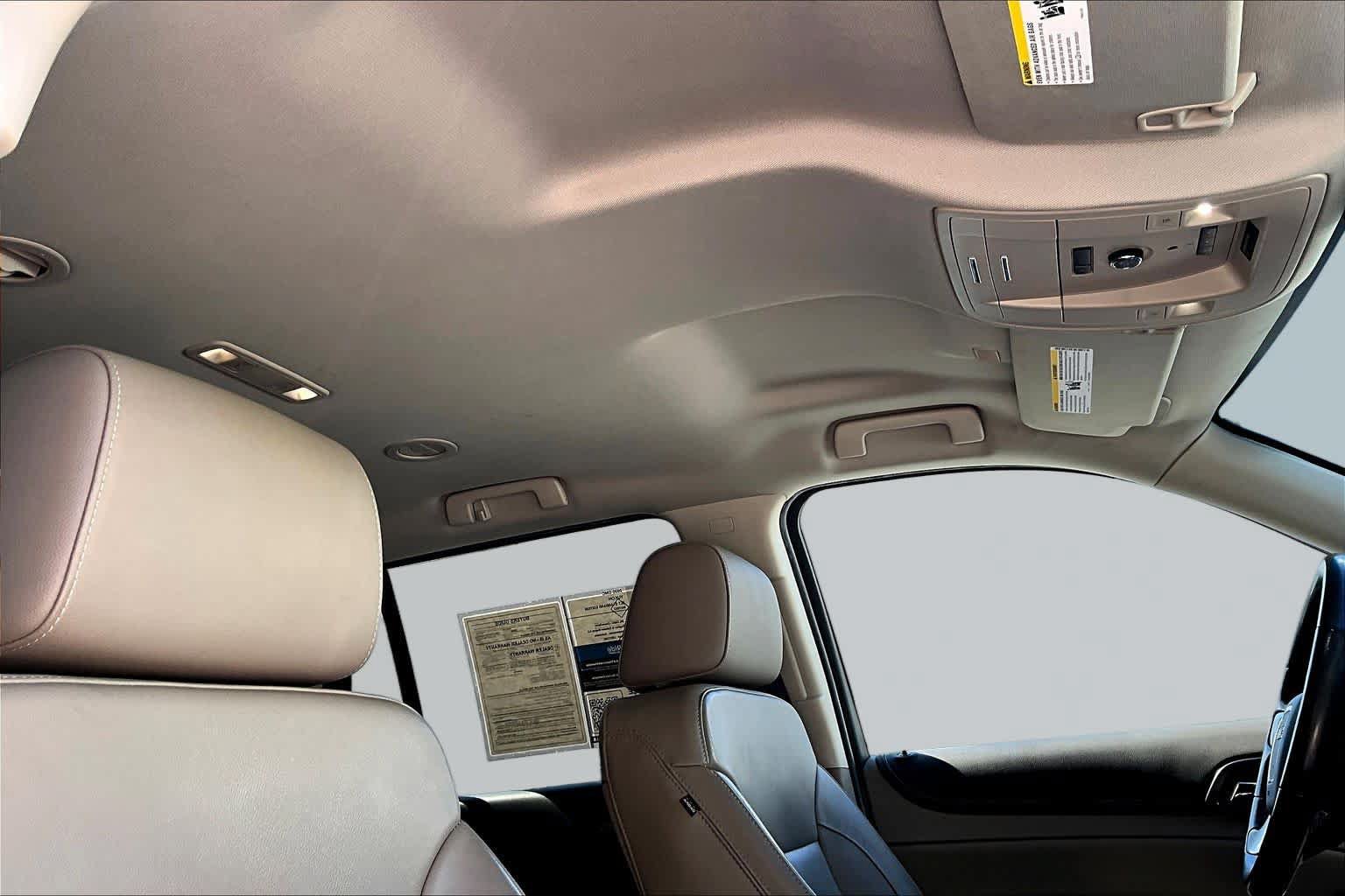 Used 2020 GMC Yukon SLT AWD/4WD image 13