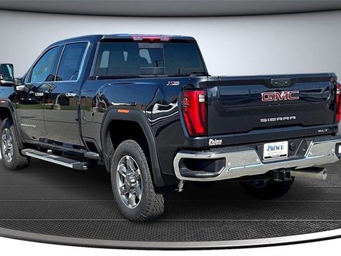New 2025 GMC Sierra 2500 SLT w/ SLT Convenience Package image 3