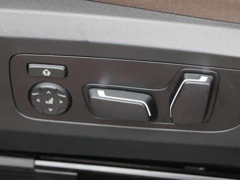 Used 2025 BMW X3 xDrive30i w/ Premium Package image 28