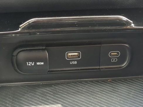 Used 2024 Kia Sportage LX image 23