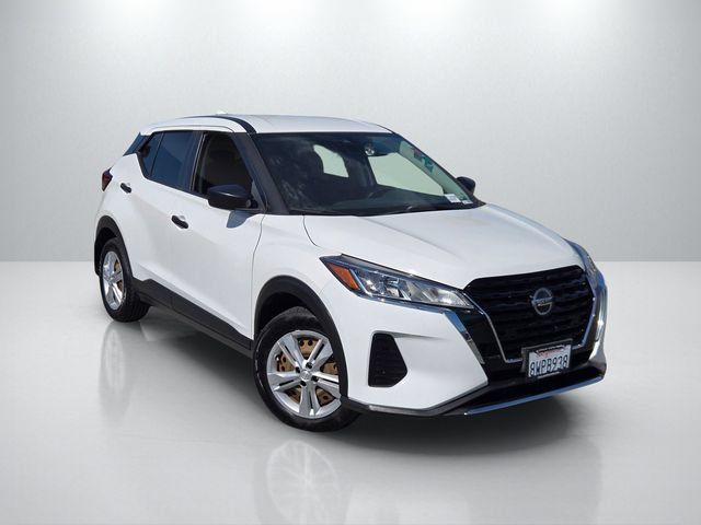Used 2024 Nissan Kicks S FWD image 1