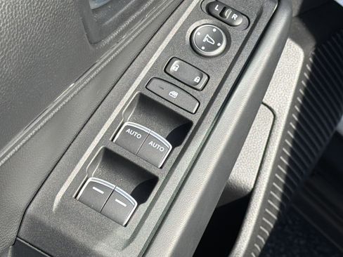 Certified 2025 Honda Accord LX image 15