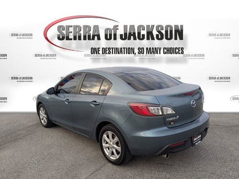 Used 2010 MAZDA MAZDA3 i Touring image 2