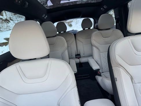 Certified 2025 Volvo EX90 Plus image 16