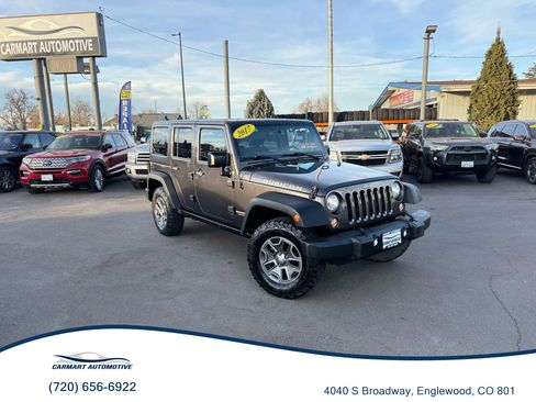 Used 2017 Jeep Wrangler Unlimited Rubicon w/ Connectivity Group image 1