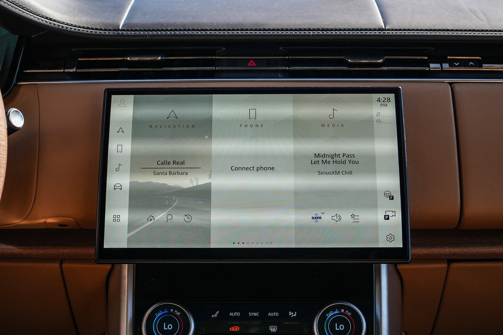 Certified 2023 Land Rover Range Rover SE AWD/4WD image 14