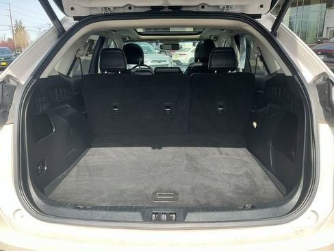 Used 2019 Ford Edge SEL w/ Equipment Group 201A image 16