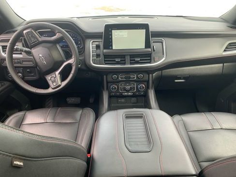 Certified 2023 Chevrolet Suburban RST w/ Luxury Package AWD/4WD image 20