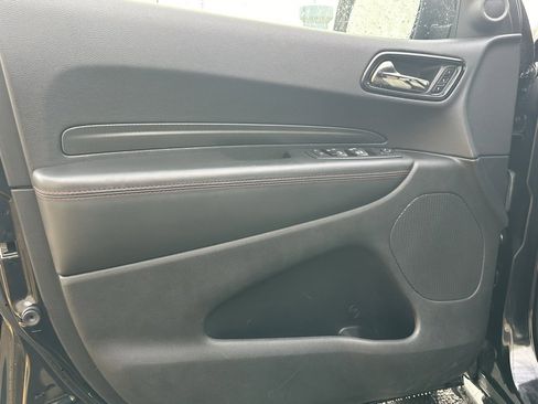 Used 2023 Dodge Durango GT image 10