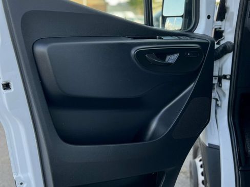 Used 2024 Mercedes-Benz Sprinter 3500 image 13
