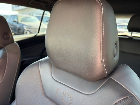 Used 2023 Volkswagen ID.4 Pro S image 15