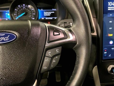 Used 2024 Ford Edge SEL image 19