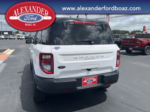 Used 2024 Ford Bronco Sport Outer Banks w/ Tech Package AWD/4WD image 5