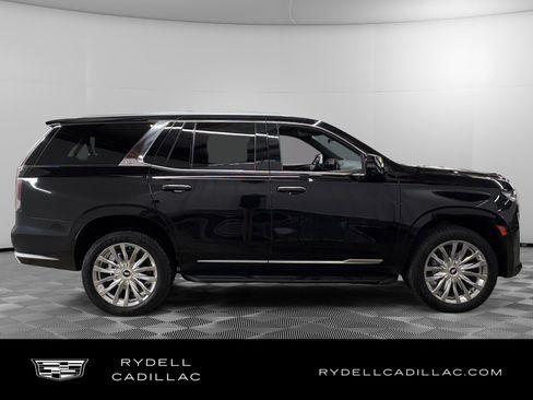 Used 2023 Cadillac Escalade Premium Luxury AWD/4WD image 6
