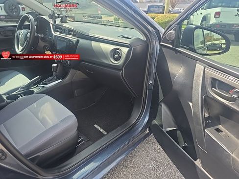 Used 2017 Toyota Corolla L image 14